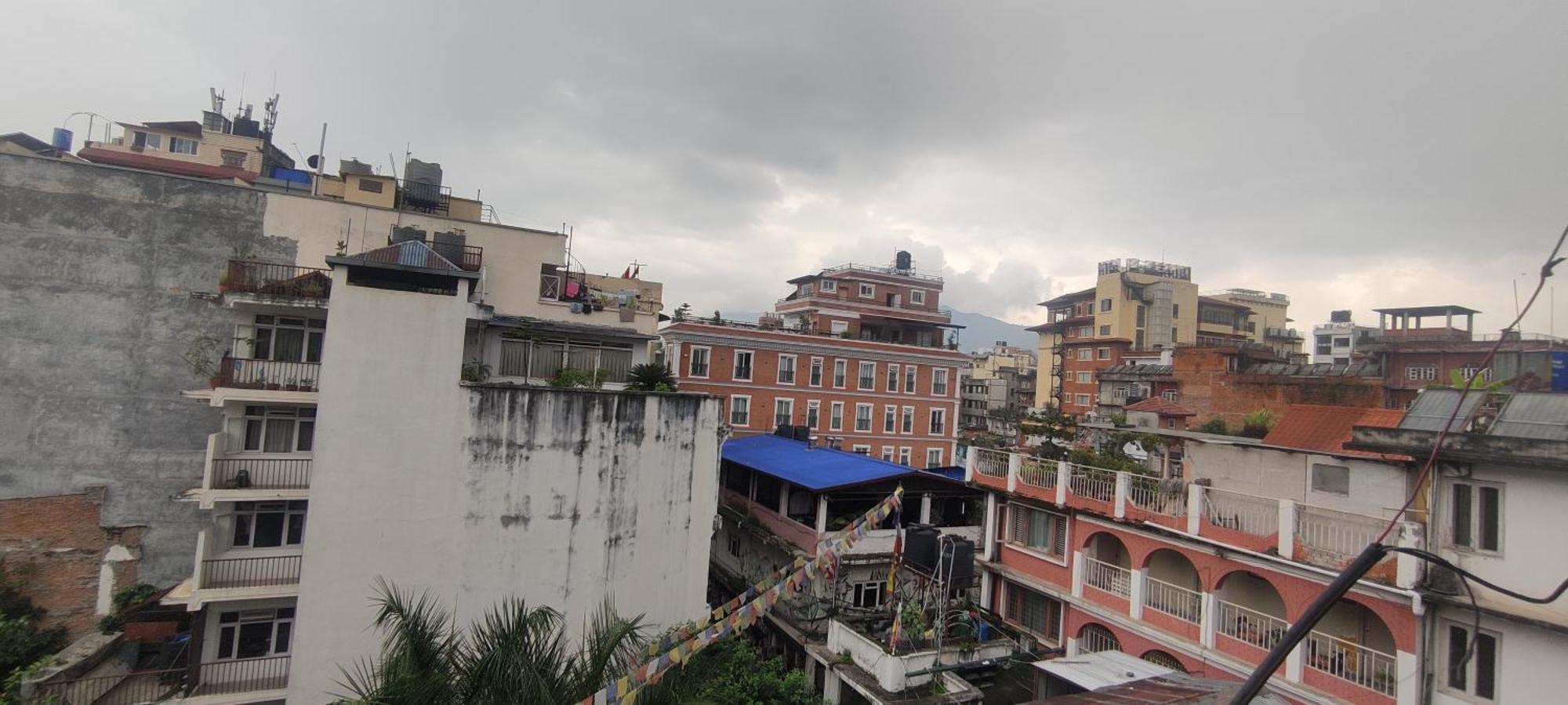 Royal Kings Hotel Kathmandu Exteriör bild