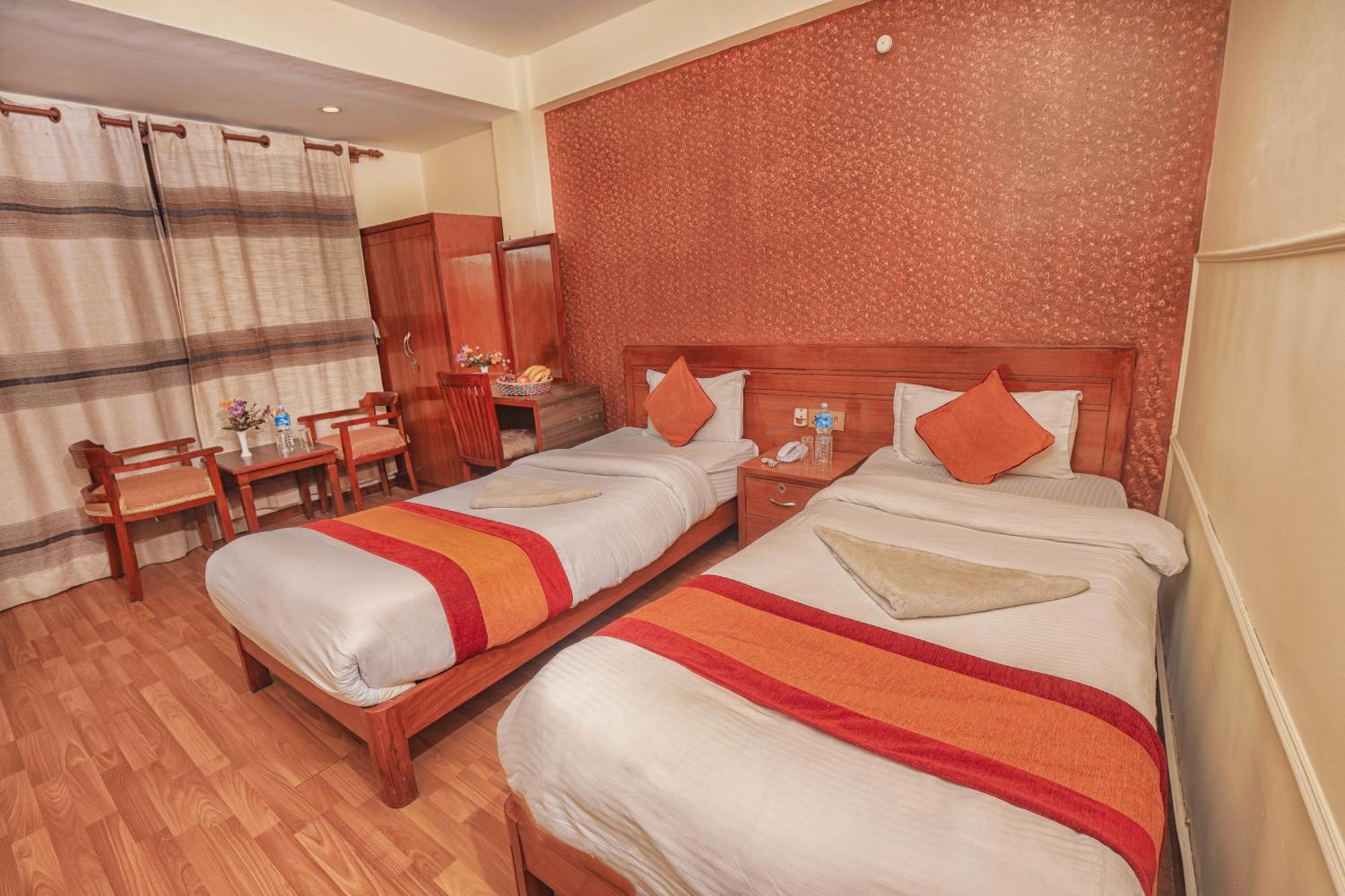 Royal Kings Hotel Kathmandu Exteriör bild